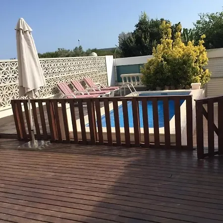 Llum House Дом отдыха Сиджес