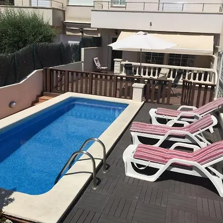 Llum House Ferienhaus *